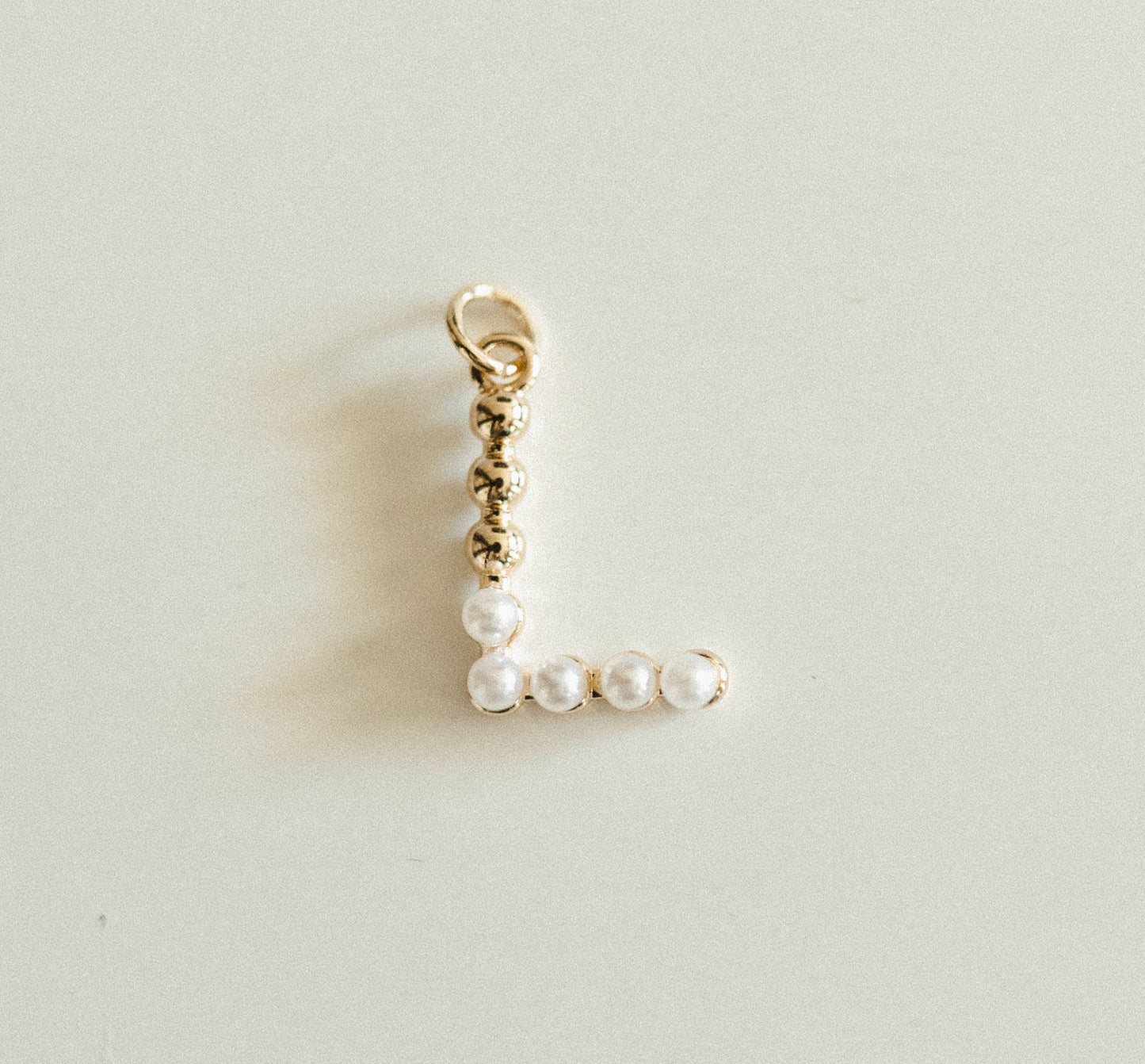 Pearl & gold letters A-Z