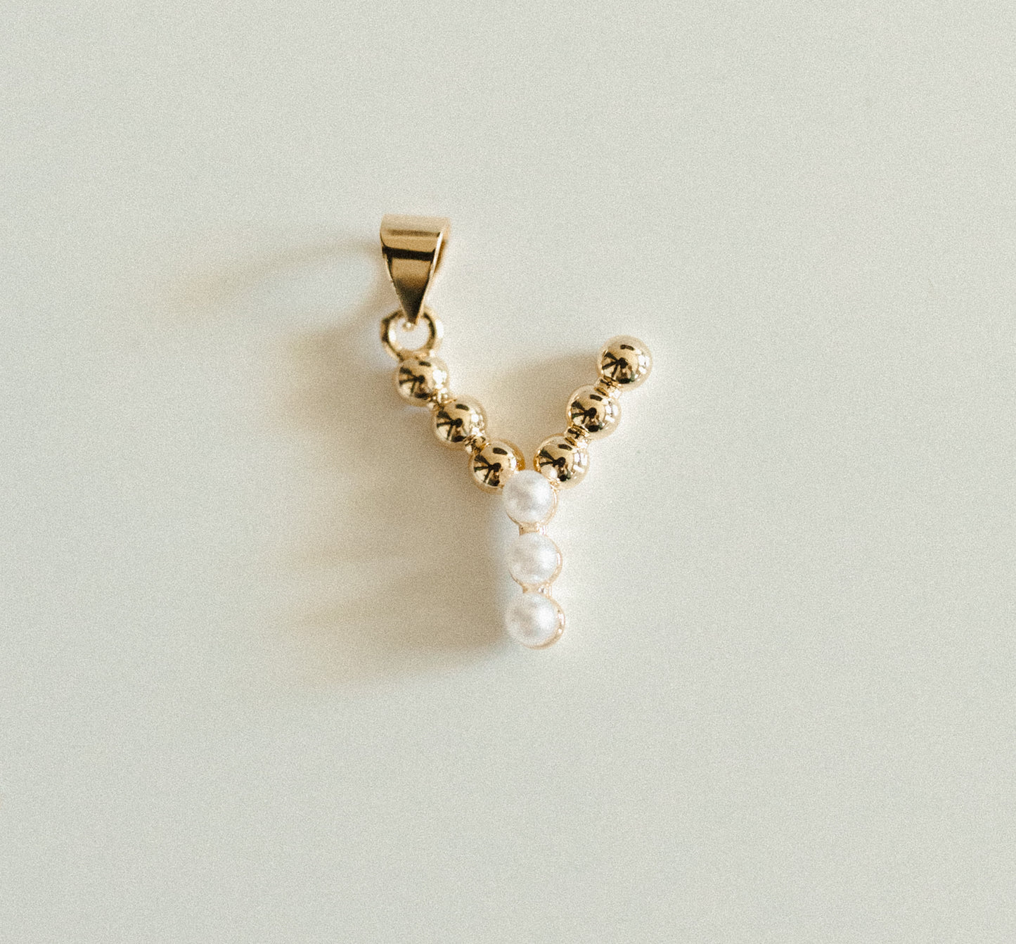 Pearl & gold letters A-Z