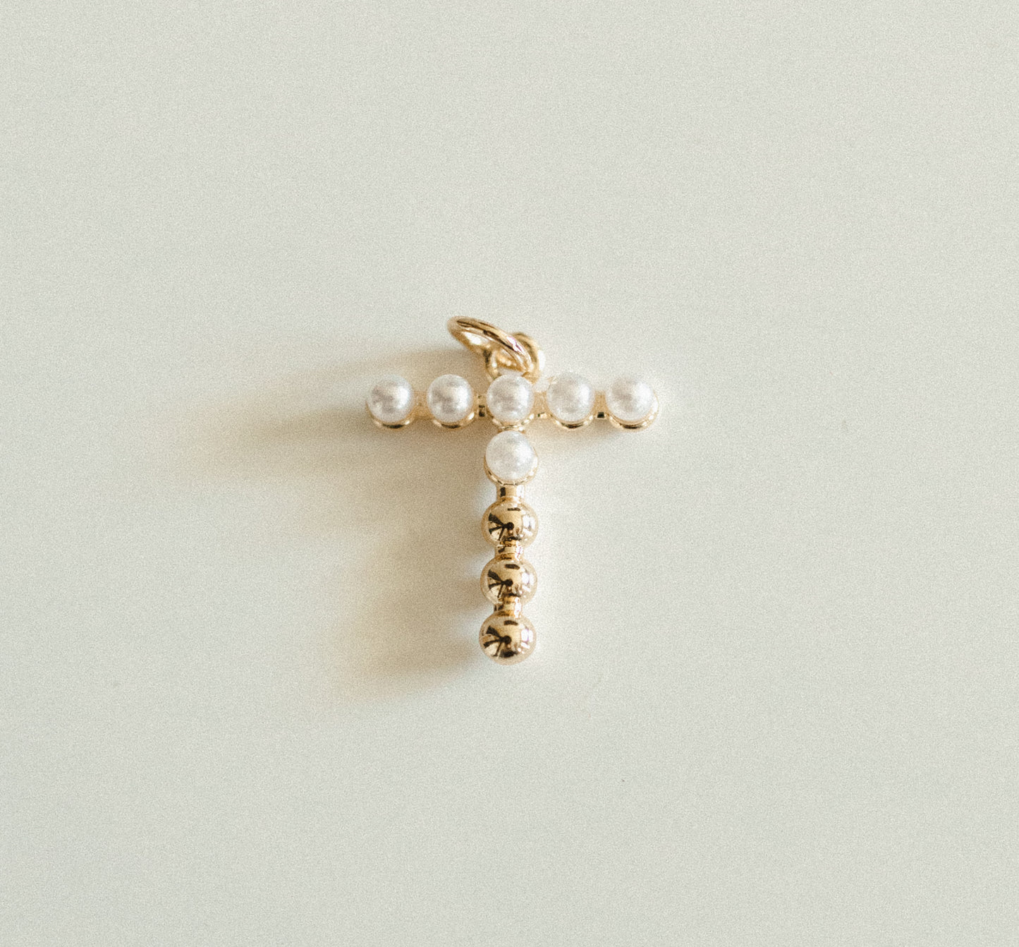 Pearl & gold letters A-Z