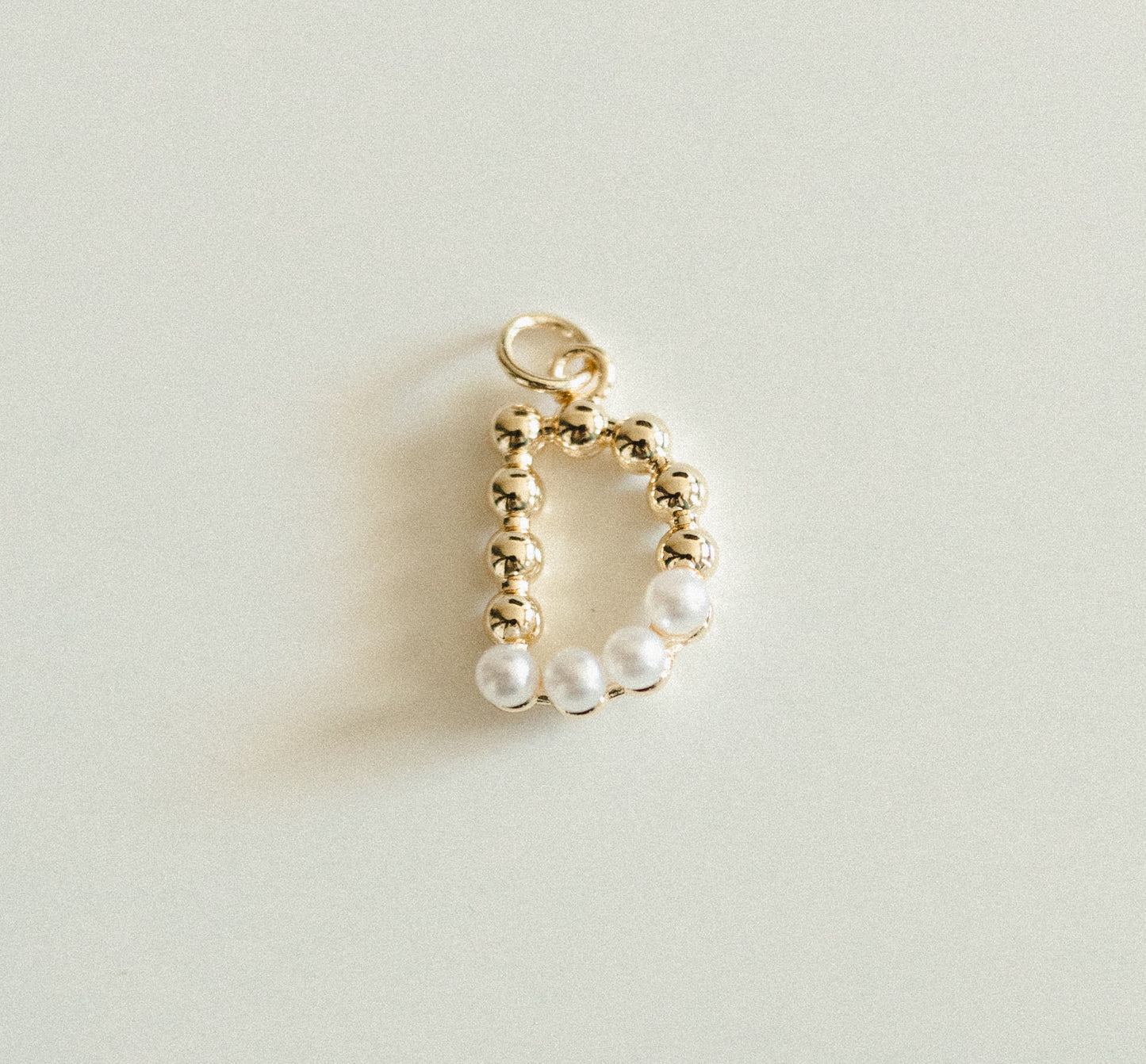 Pearl & gold letters A-Z