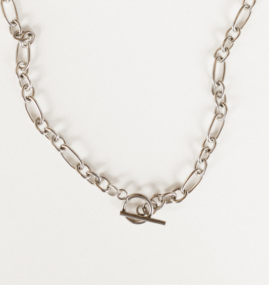 Silver chunky figaro toggle clasp necklace