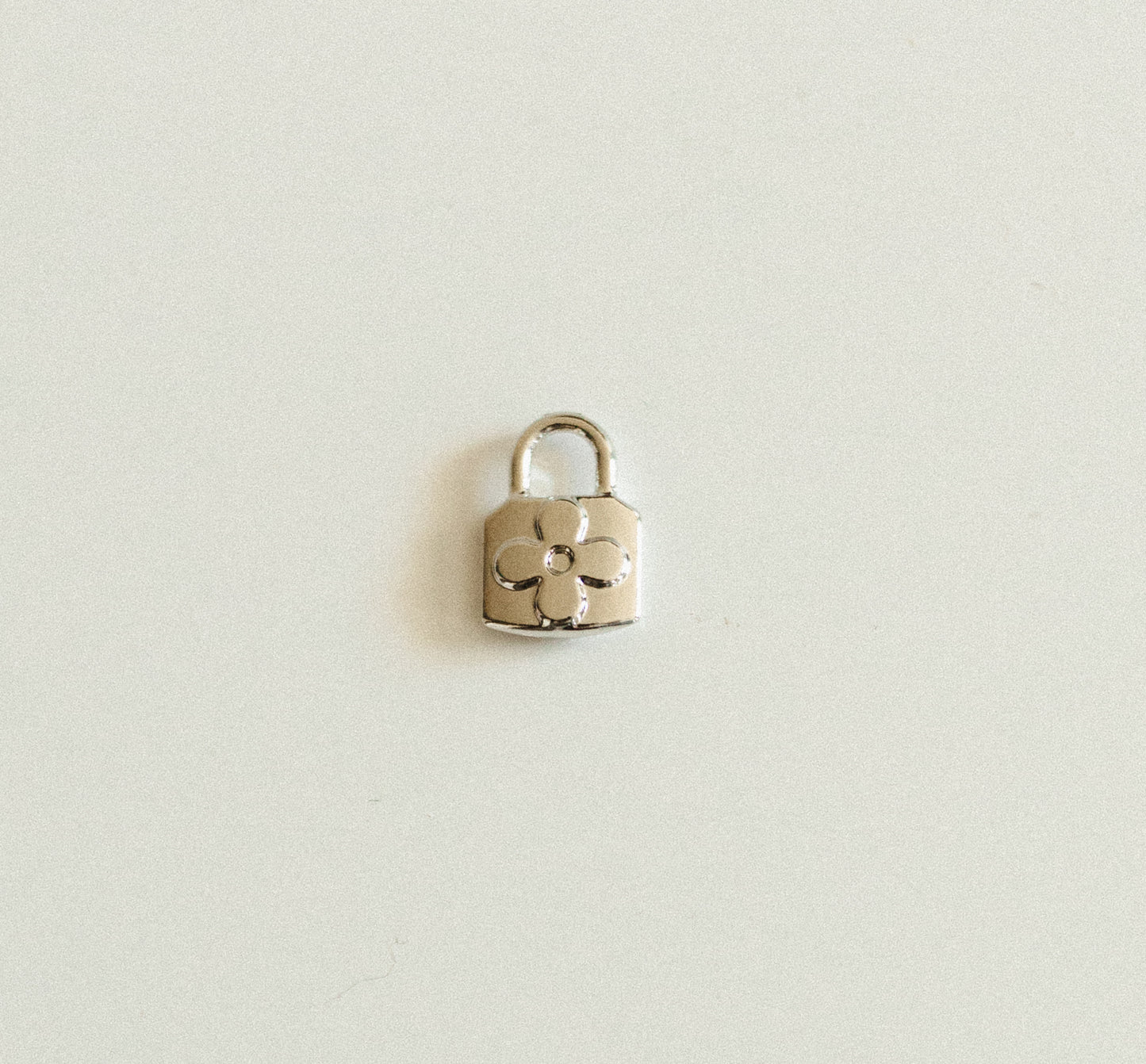Small Silver lock with flower