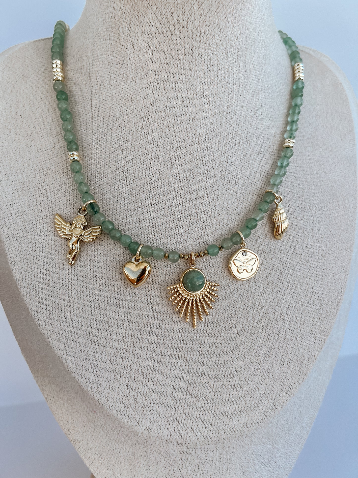 Jade green bead necklace