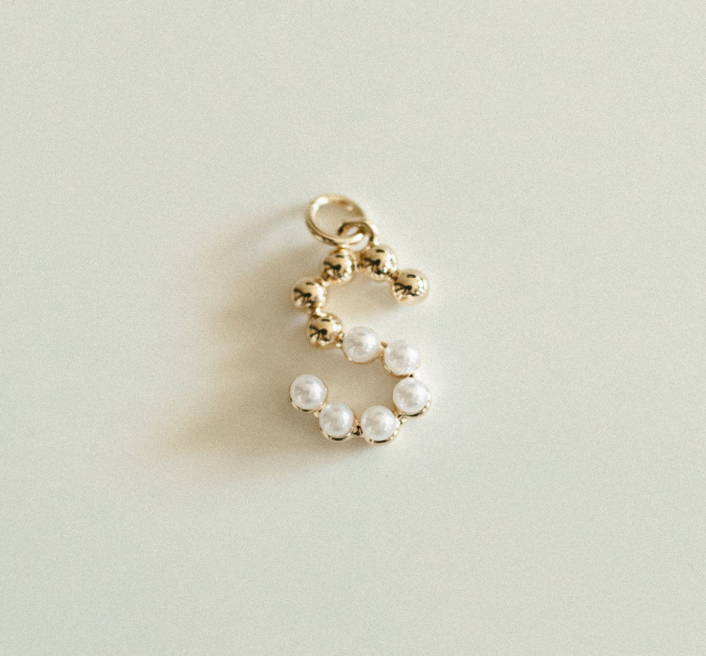 Pearl & gold letters A-Z
