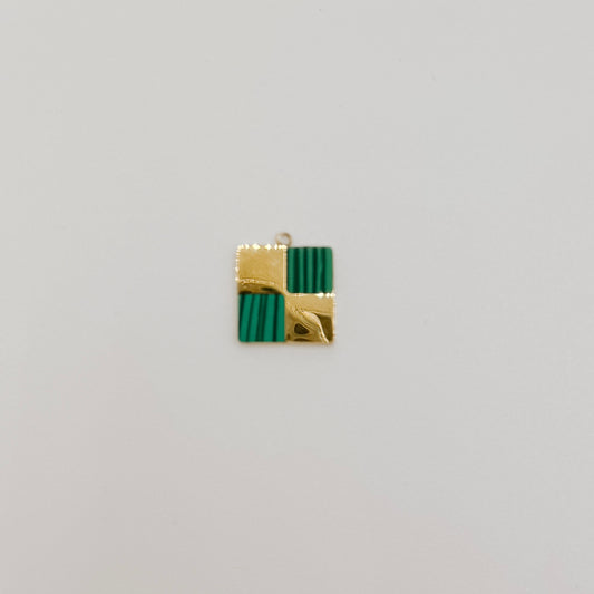 Small green checkered square