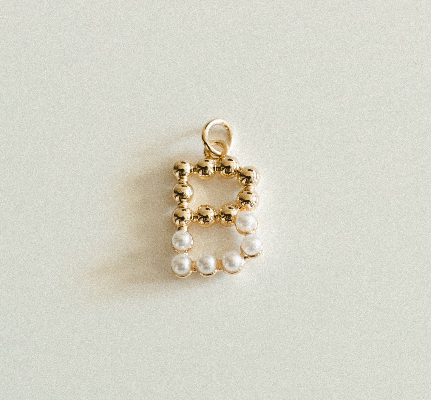 Pearl & gold letters A-Z