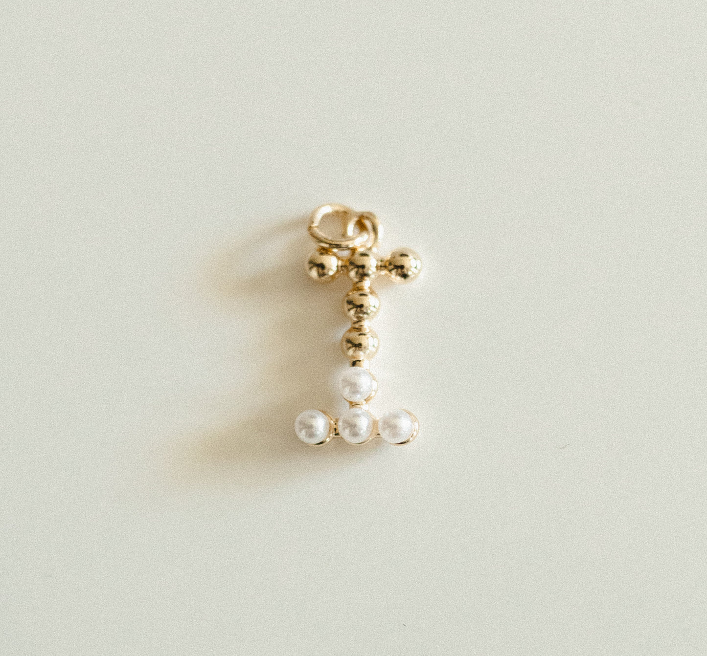 Pearl & gold letters A-Z
