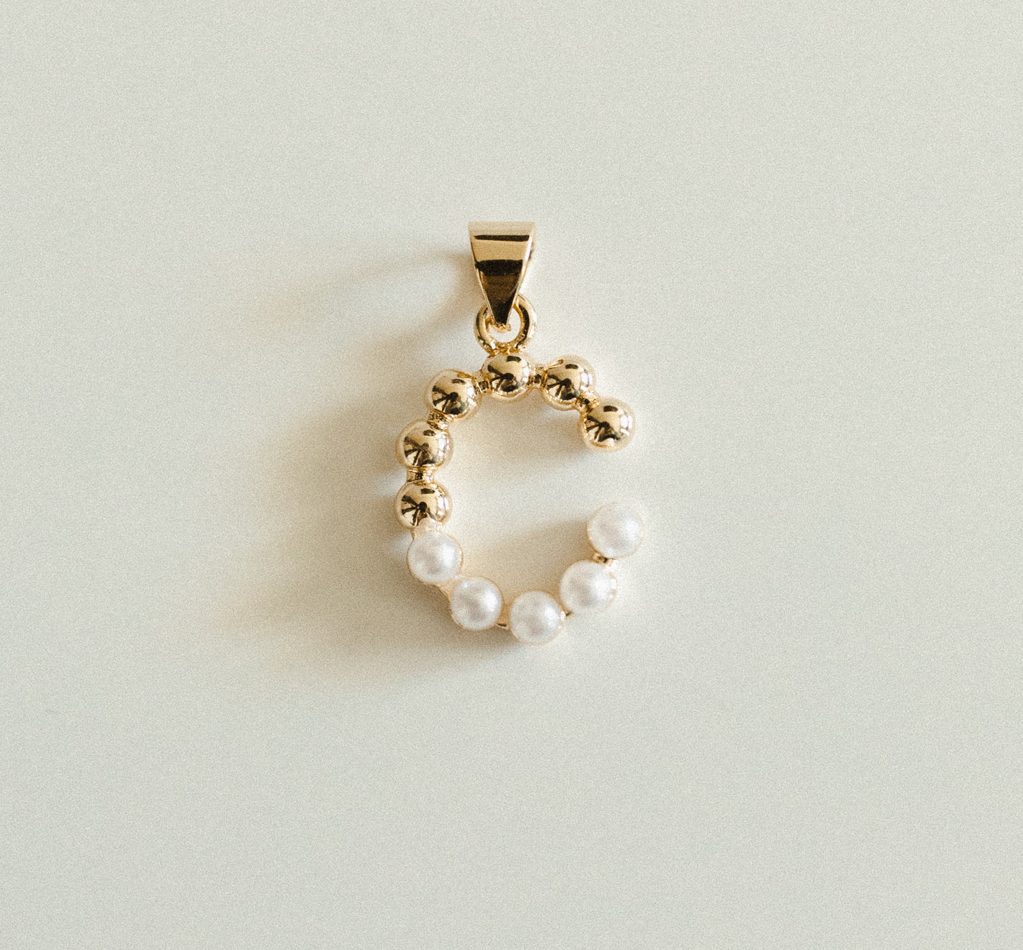 Pearl & gold letters A-Z