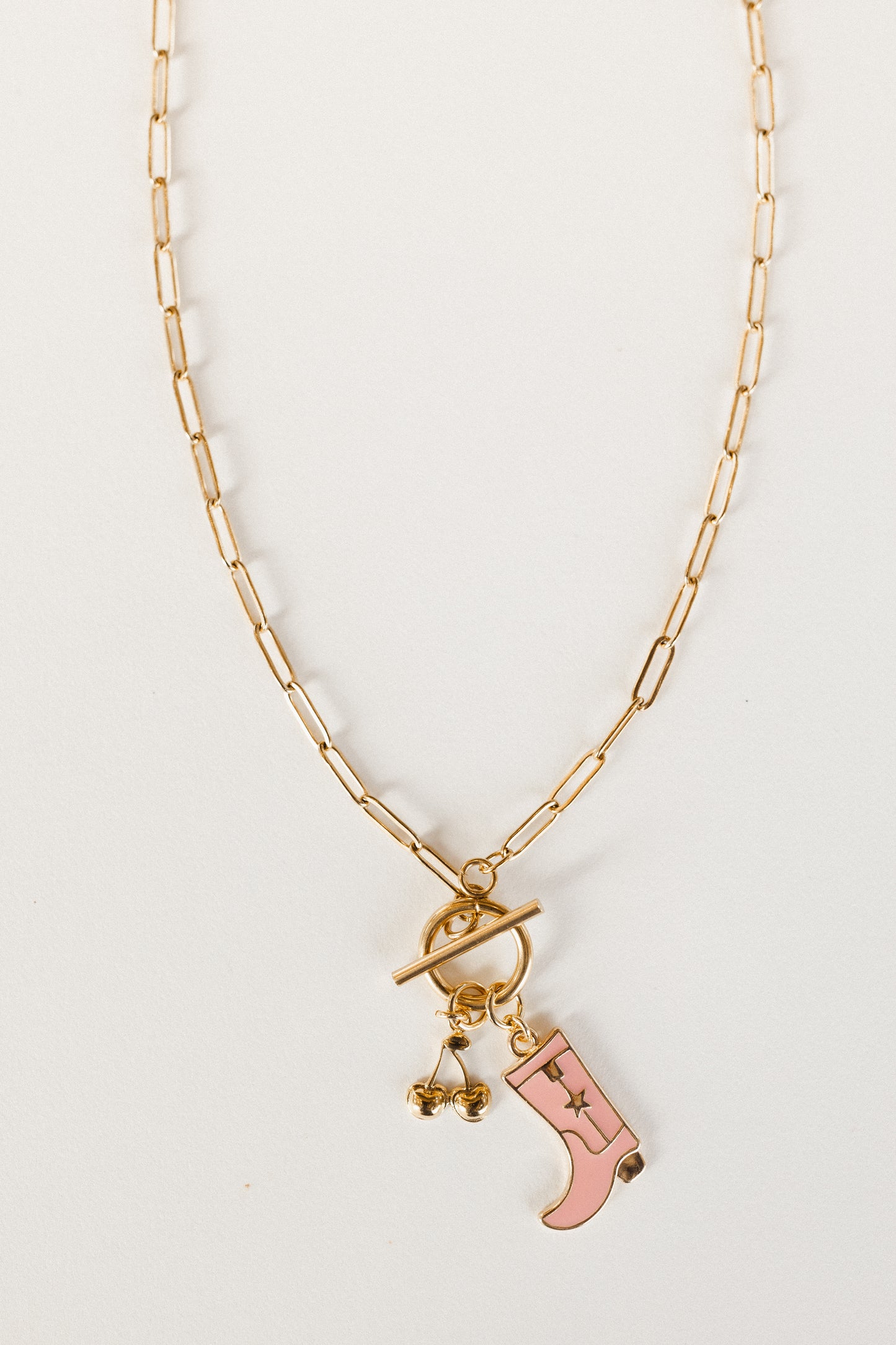 Gold paperclip toggle clasp necklace