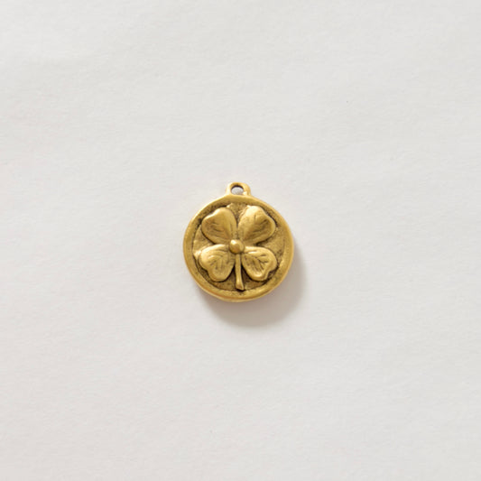 Antique gold clover