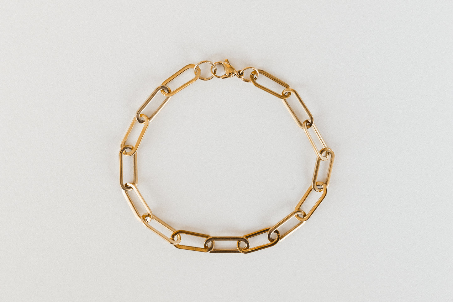 Chunky gold bracelet