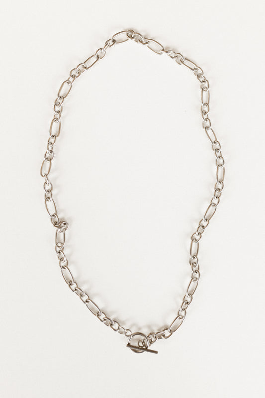 Silver chunky figaro toggle clasp necklace