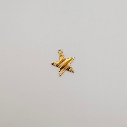 Small flat gold ribbed star