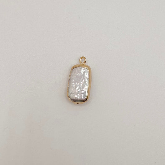 Gold rectangle pearl