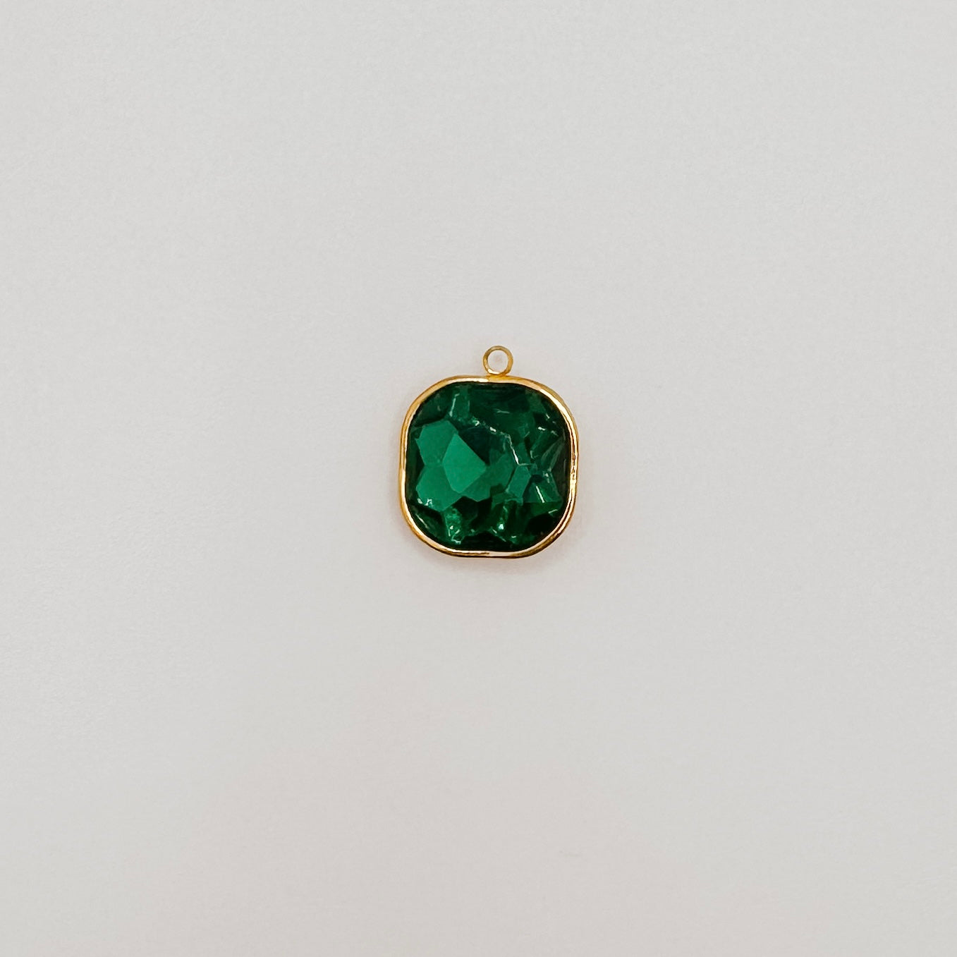 Gold green gem